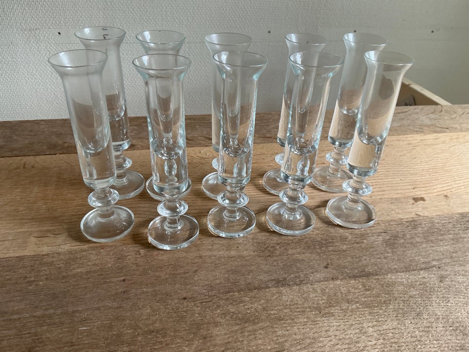 Glas, Snapseglas, Holmegård