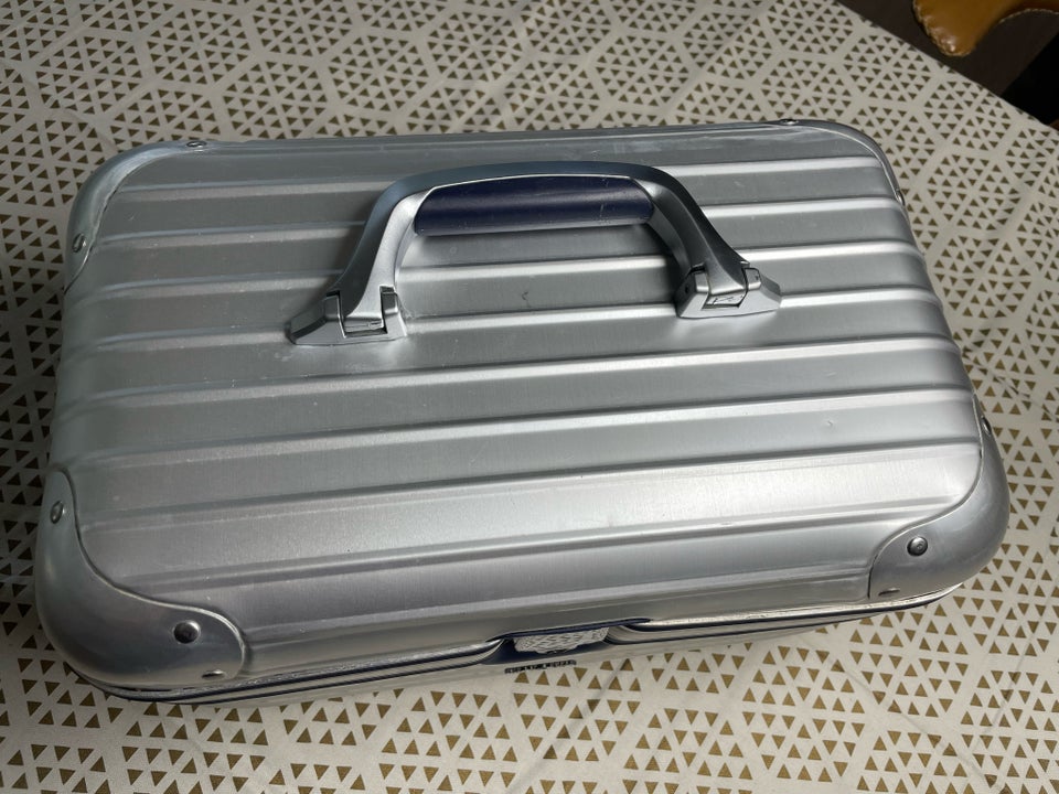 Beautybox, Rimowa