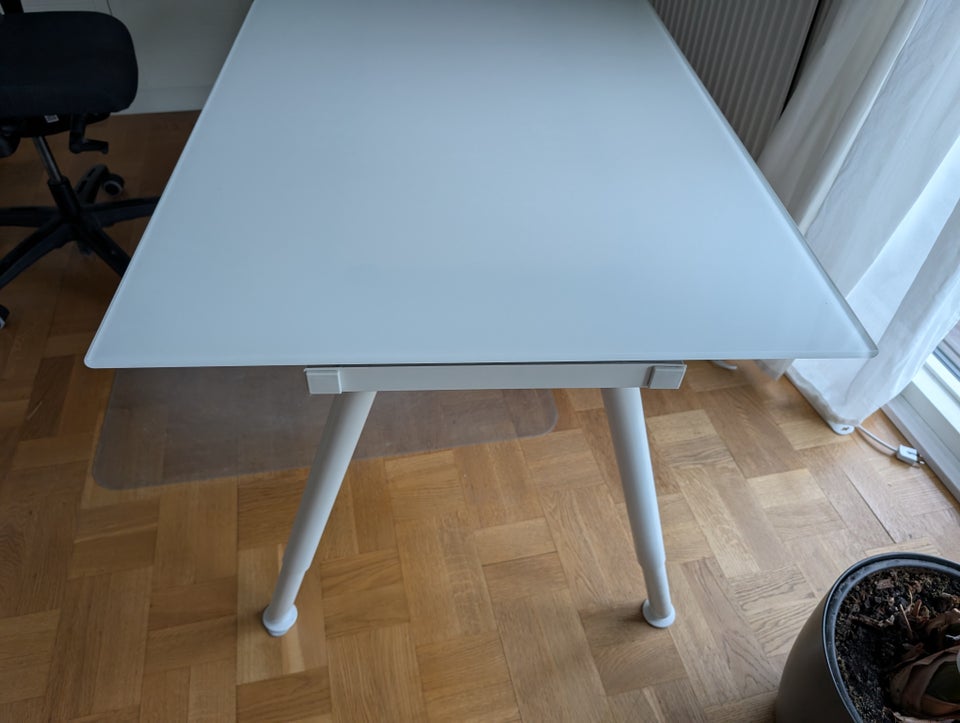 Skrivebord, IKEA Galant, b: 160 d: