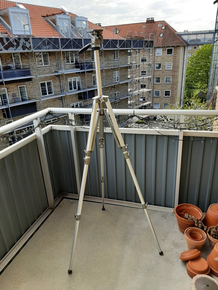 Fotostativ / tripod Velbon AEF 3