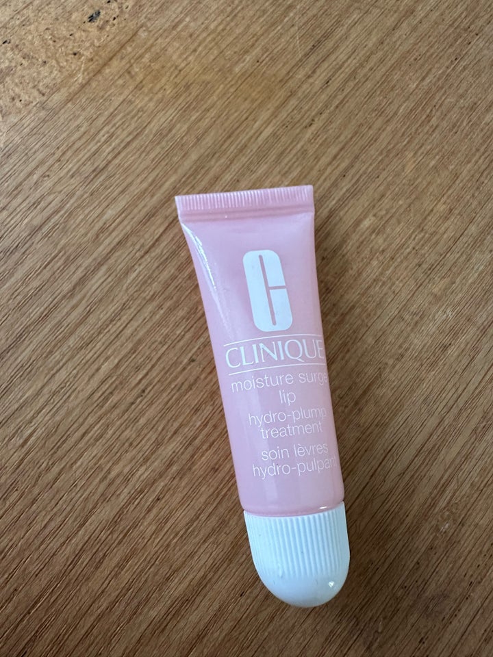 Andet, Moisture Surge Lip