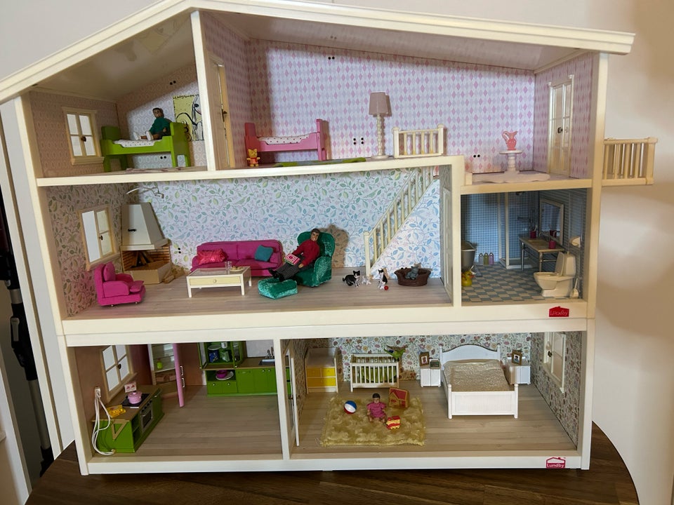 Dukkehus, Lundby premium dukkehus