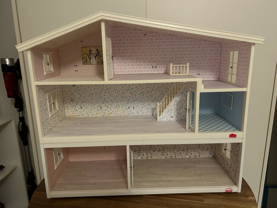 Dukkehus, Lundby premium dukkehus