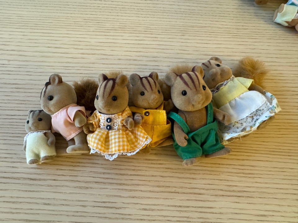 Sylvanian, Egern familie,