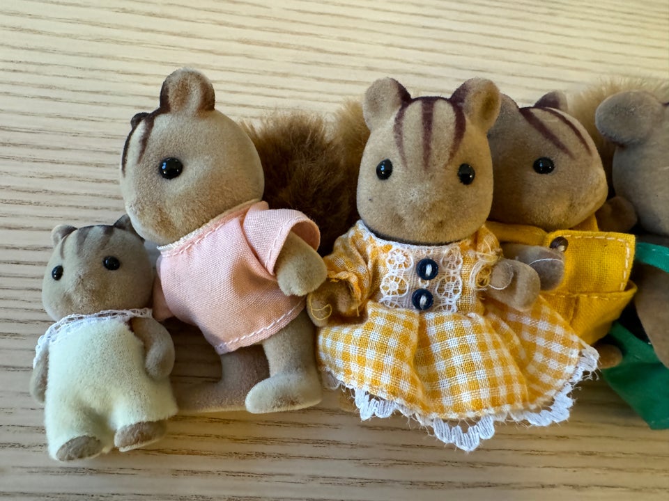 Sylvanian, Egern familie,