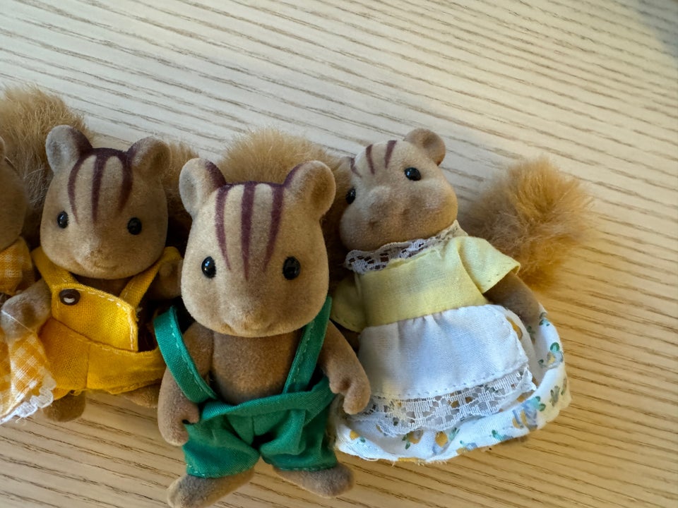 Sylvanian, Egern familie,