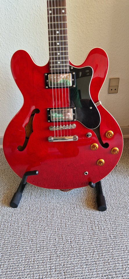 Halvakustisk, Epiphone DOT/CH