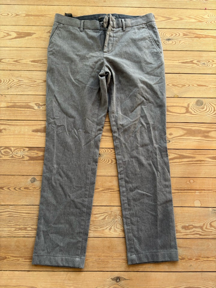 Chinos, J. Lindeberg, str. 31