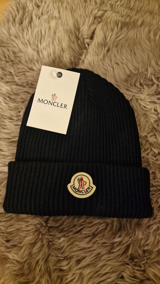 Hue, Moncler, Ubrugt