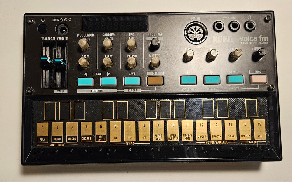 Synthesizer Korg Volca FM