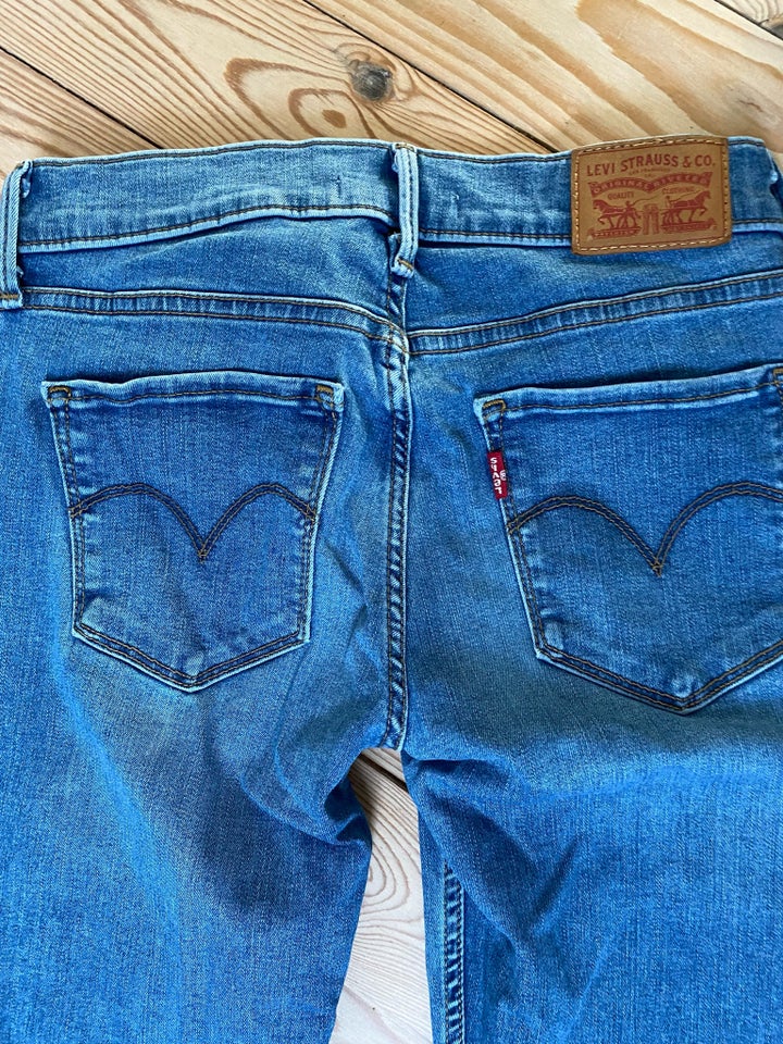 Jeans, Levis, str. 26