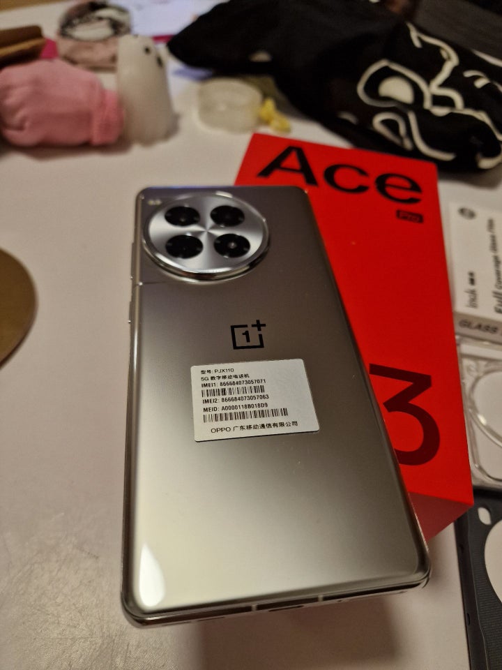 OnePlus ACE 3 PRO/ONEPLUS 12, 16 GB