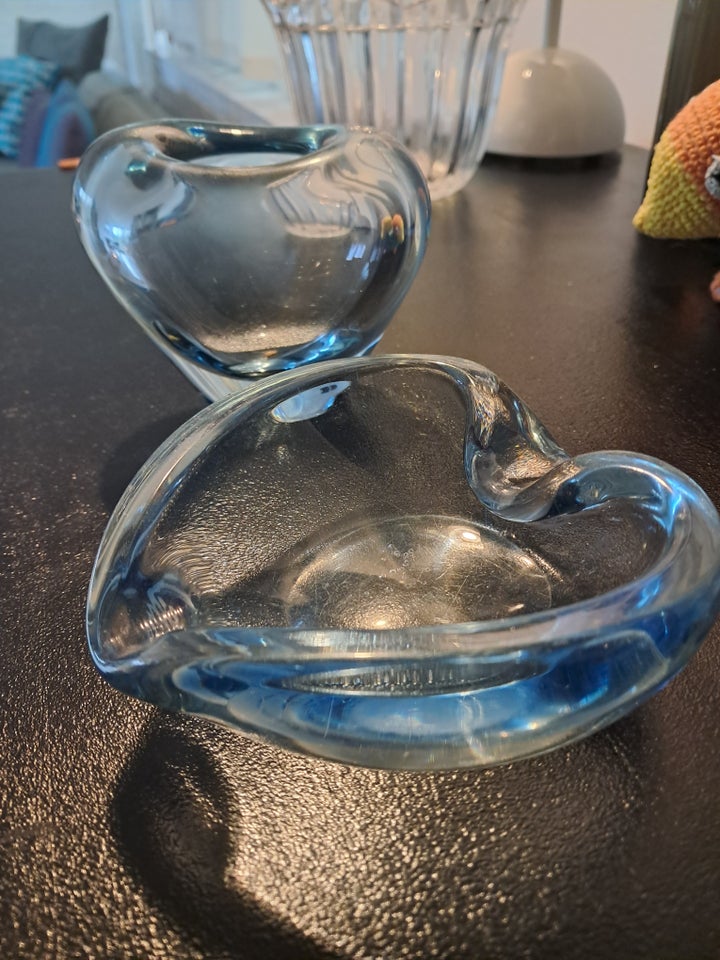 Glas, Vase og askebæger ,