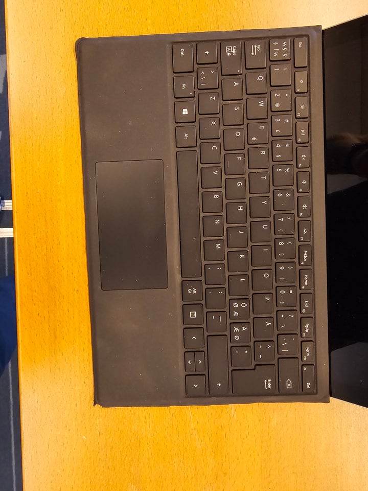 Microsoft Surface pro 5 26 GHz 8