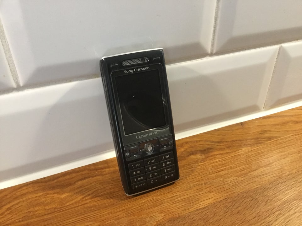 Sony Ericsson K800i, Rimelig