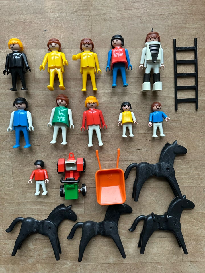 Playmobil, Heste, figurer og