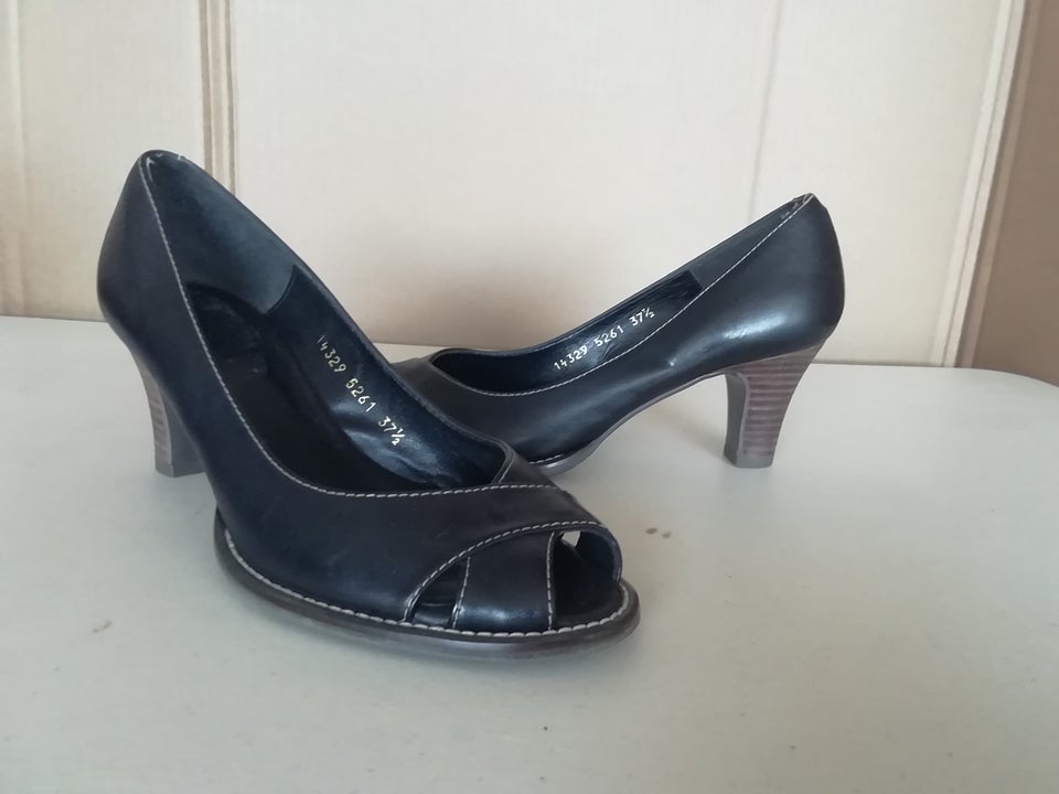 Pumps, str. 37, Billi Bi