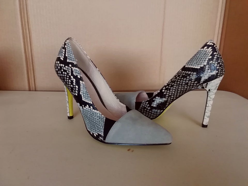 Pumps, str. 37, Billi Bi