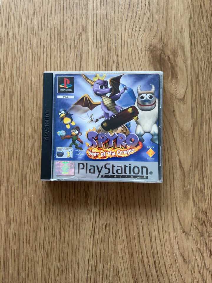 Spyro Year of the Dragon PS