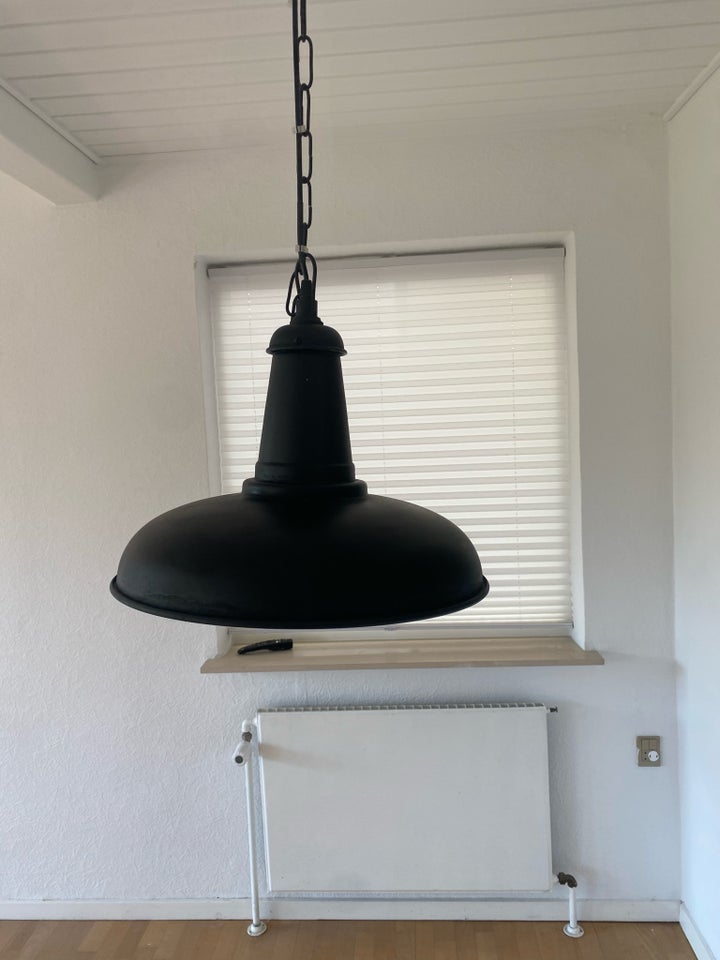 Anden loftslampe