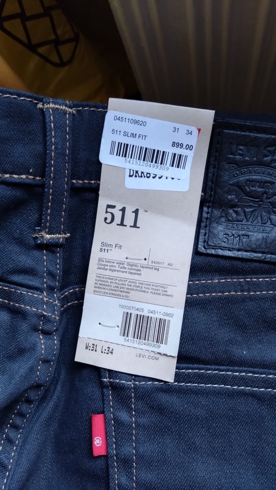 Jeans, NYE... LEVI STRAUSS  CO -