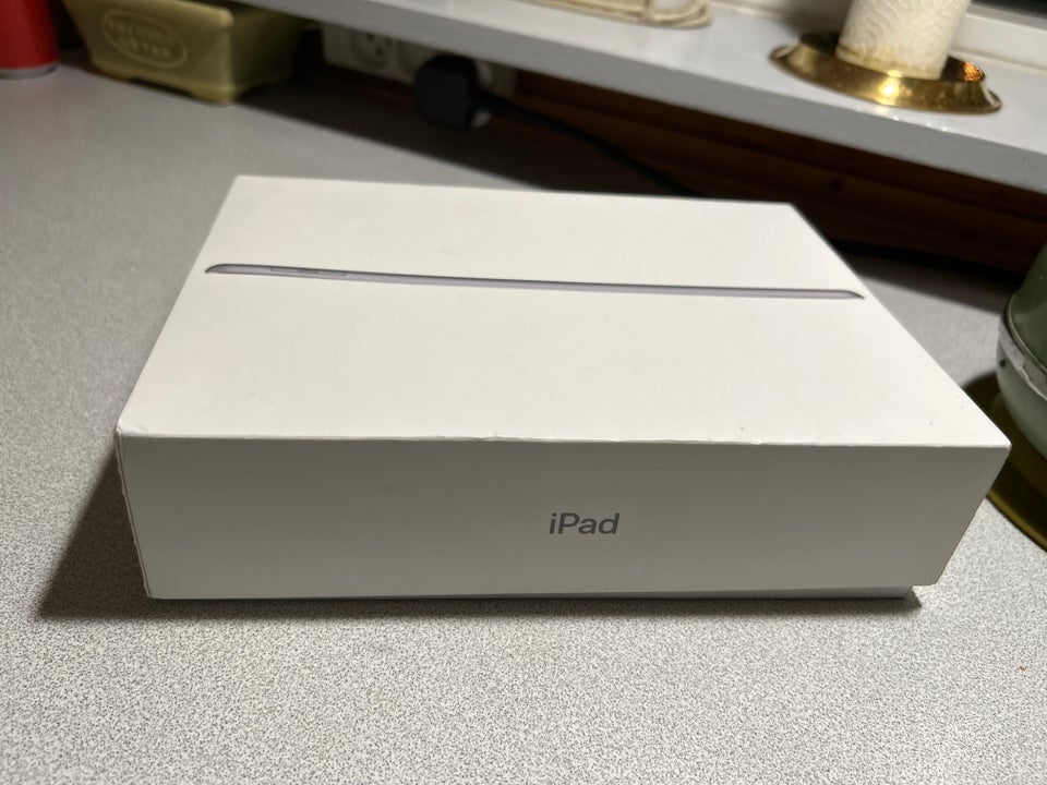 iPad 6, 128 GB, sort