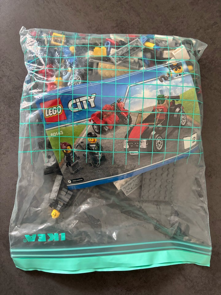 Lego City 60143