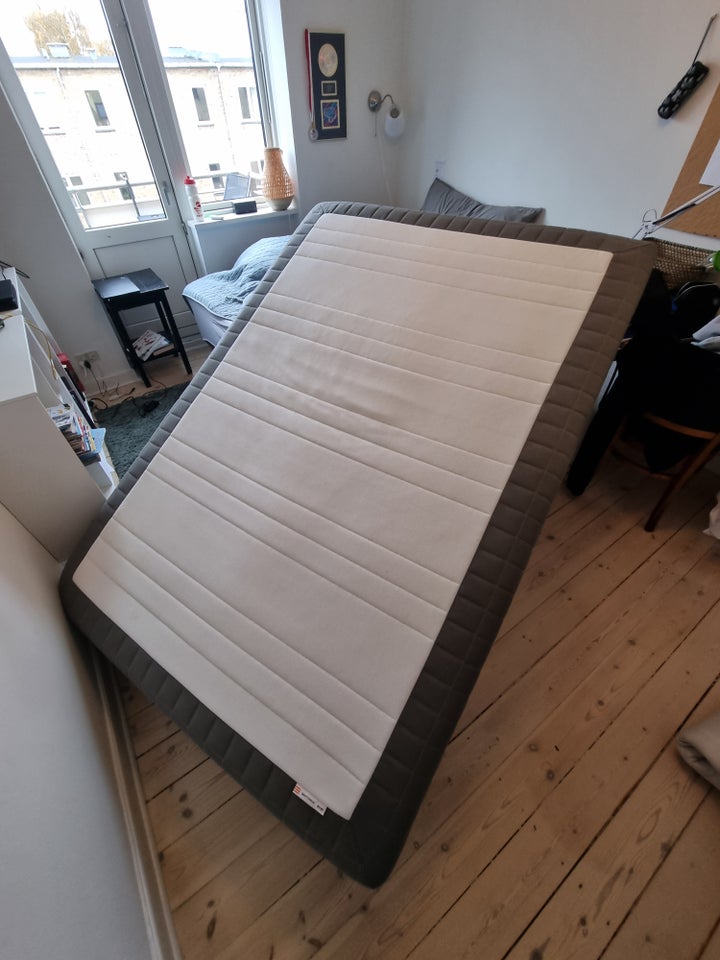 1½ seng, Skotterud, Ikea