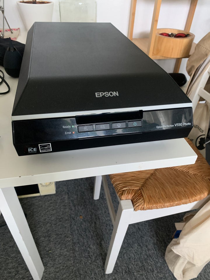 Epson V550 Epson V550