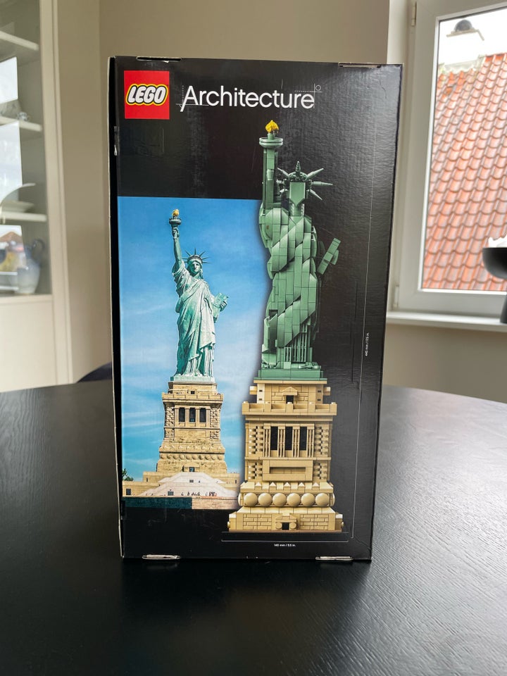 Lego Architecture Statue of