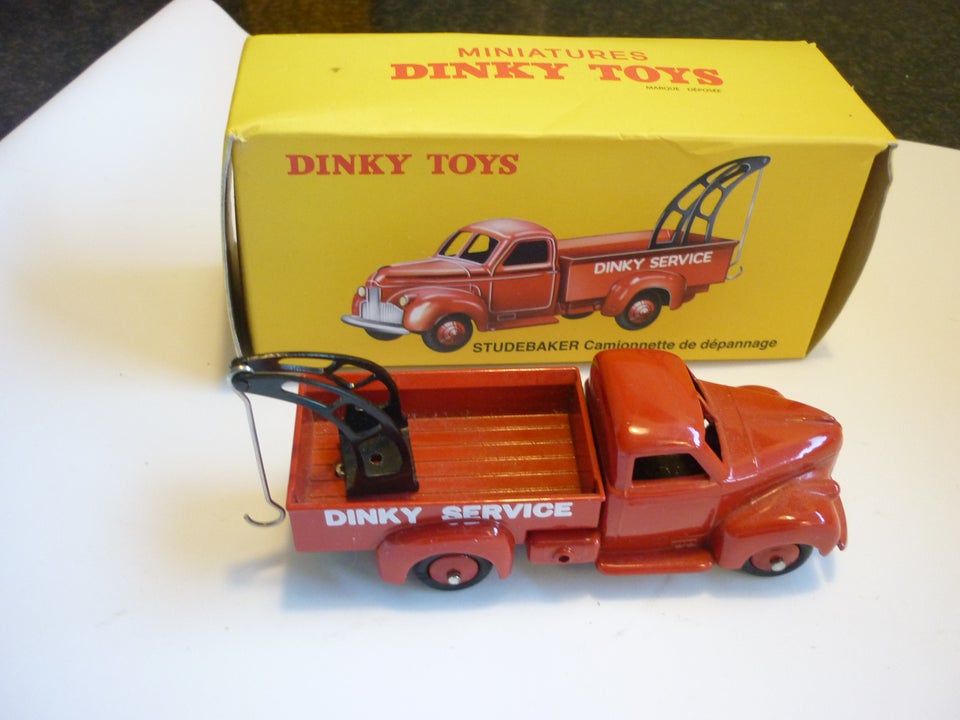 Biler, Dinky Toys