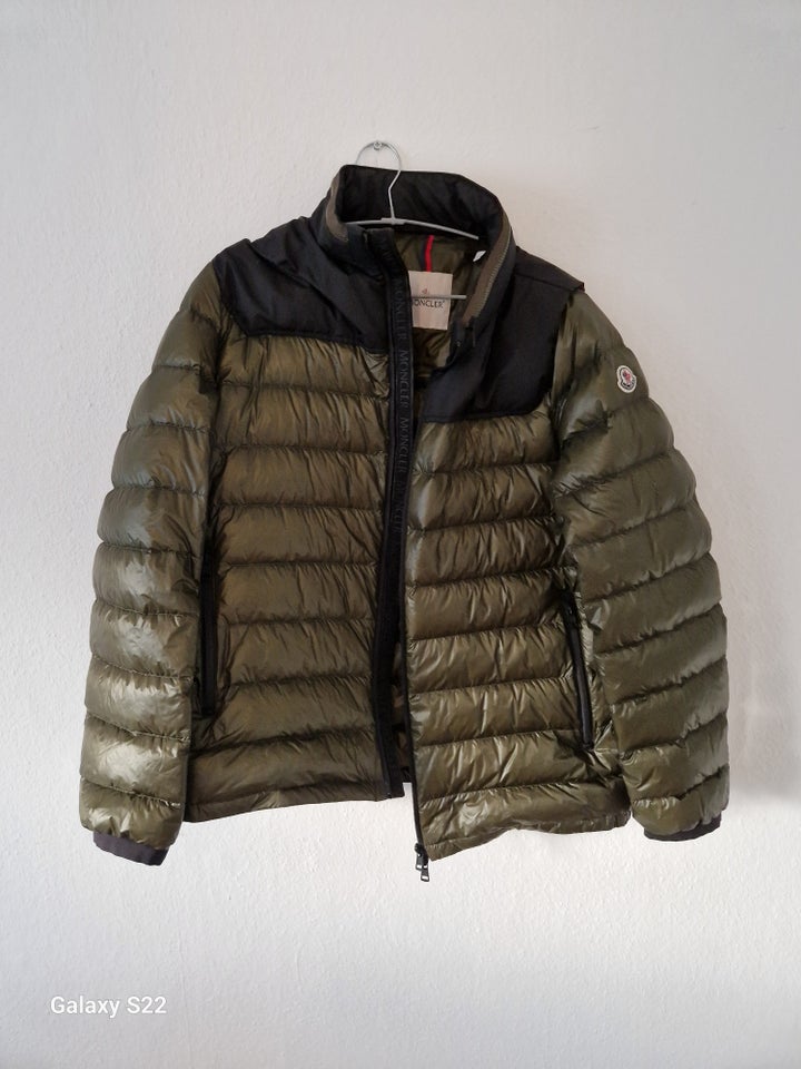 Dynejakke, str. XL, Moncler