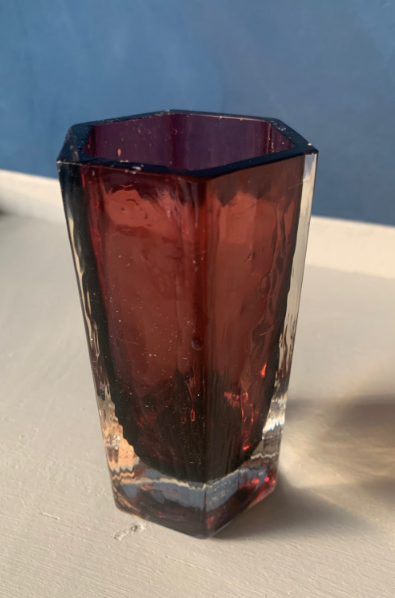 Lille lilla glas vase