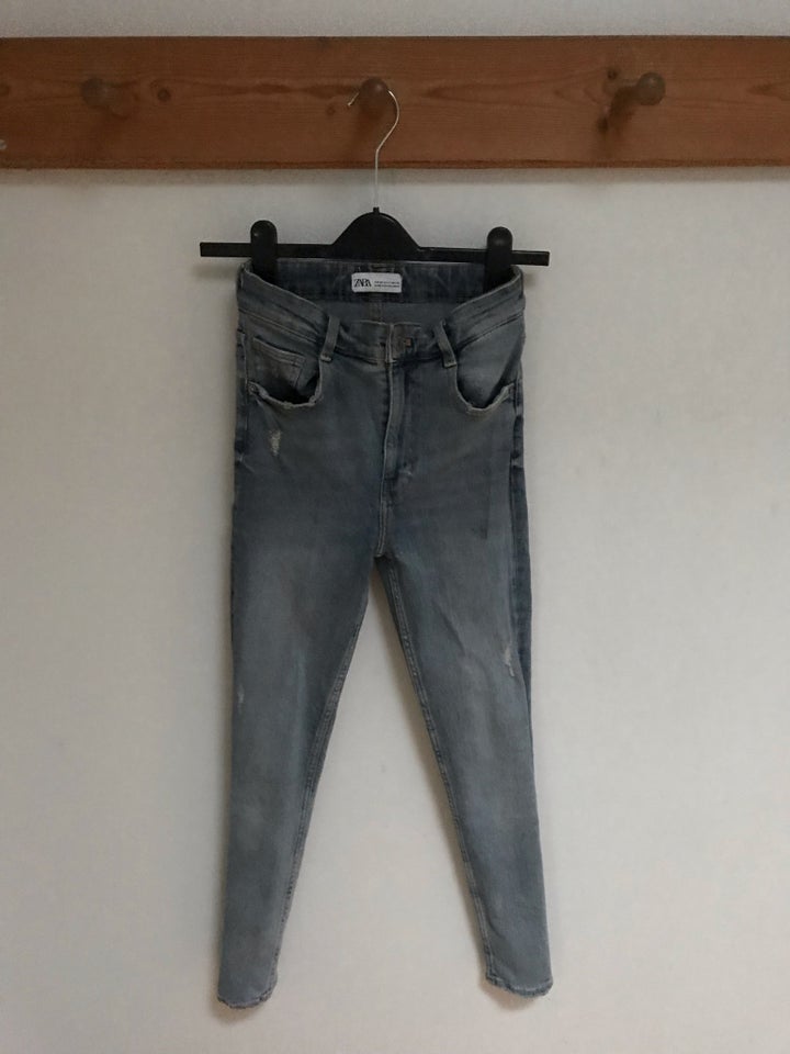 Jeans ZARA str 36