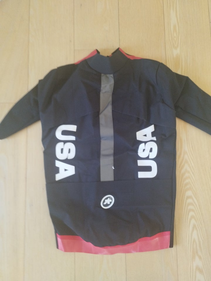 Andet Assos thermo rain jersey