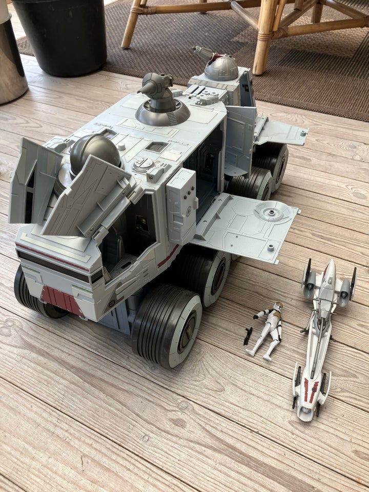 Star Wars super trooper transport,