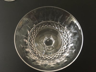 Glas 9 likørskåle i krystal
