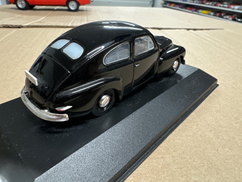 Modelbil, Volvo PV444 1/43, skala