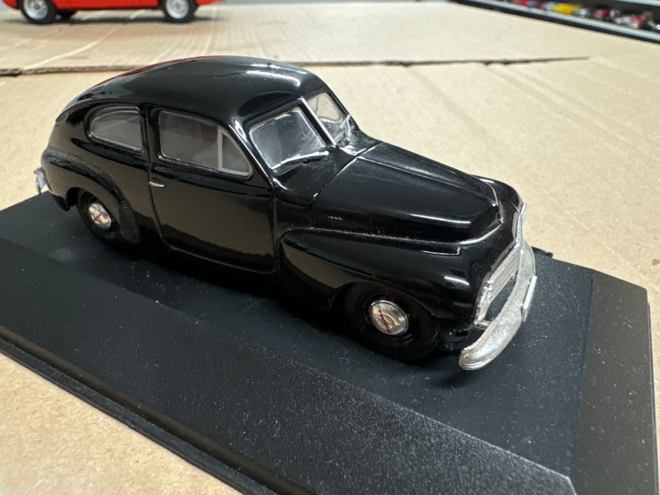 Modelbil, Volvo PV444 1/43, skala