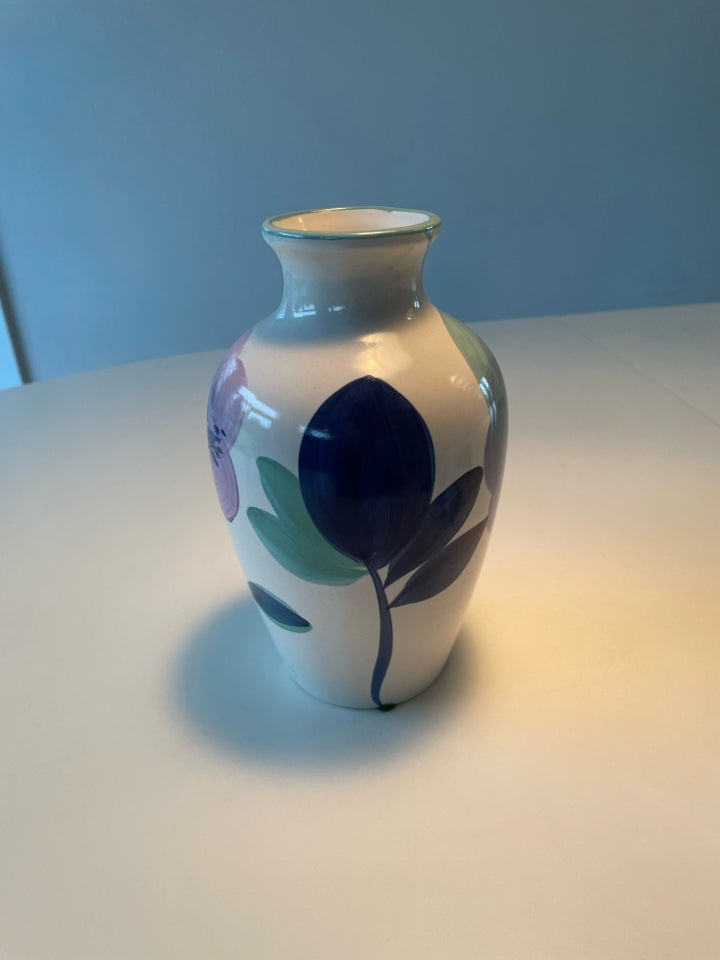 Keramik vase og lysestager,