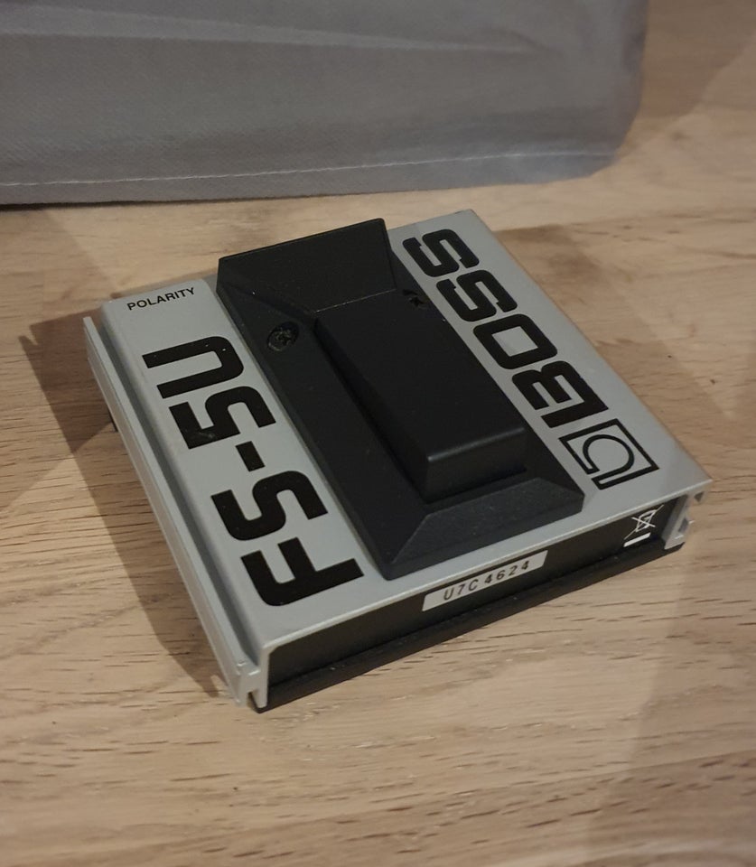 Switch pedal, Boss FS-5U