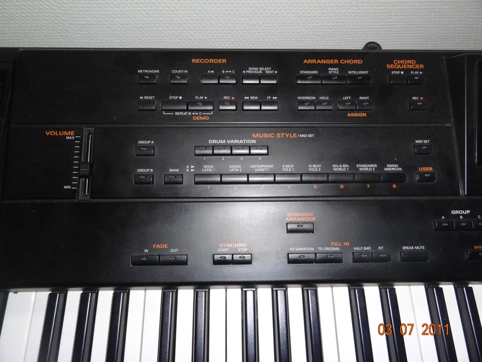 Keyboard, Roland G-800