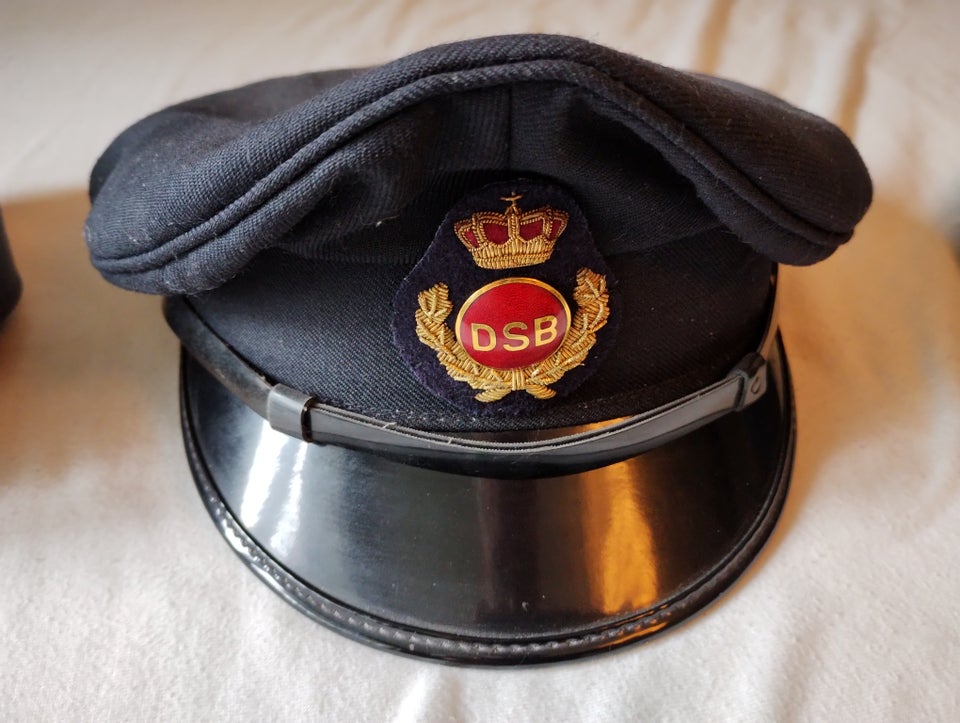 Uniform, DSB kasket