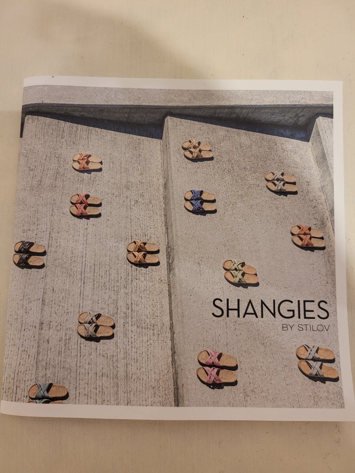 Sandaler, str. 42, Shangies