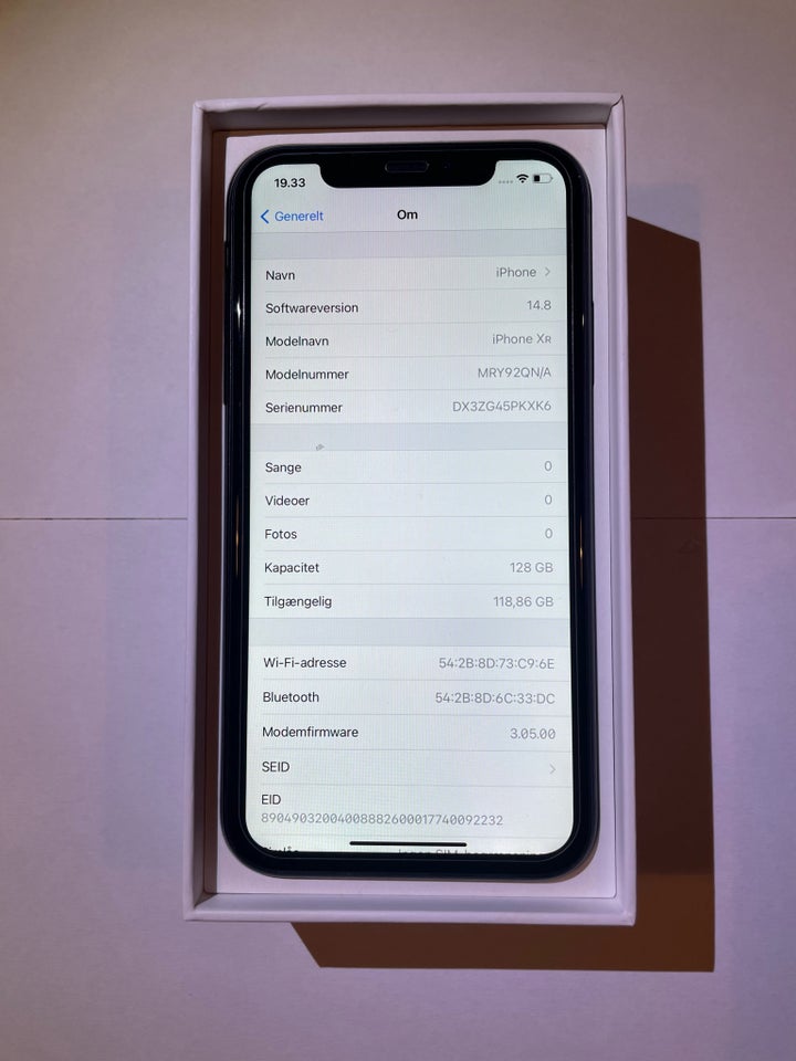 iPhone XR, 128 GB, sort