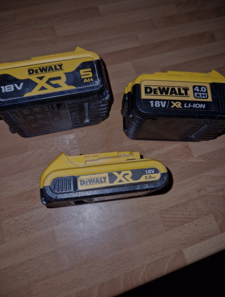 Batterier, Dewalt