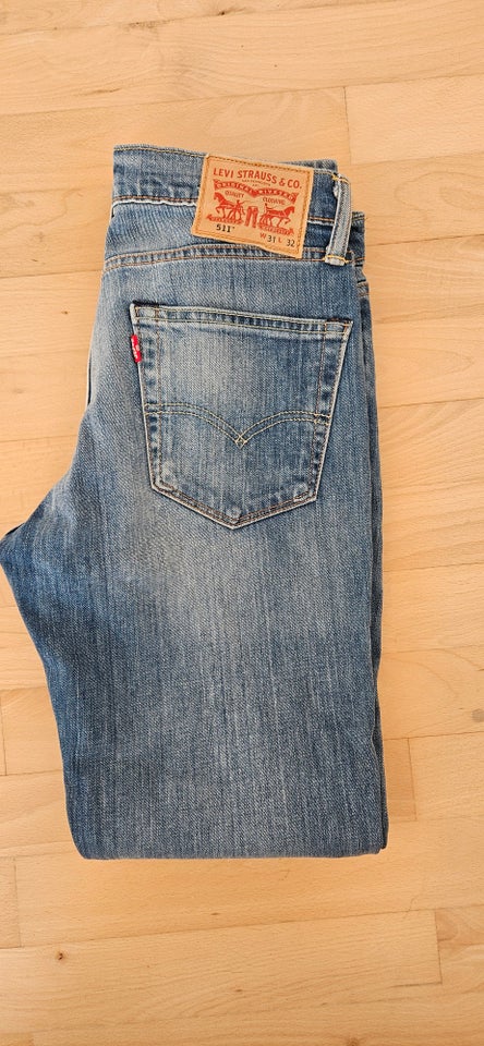 Jeans, Levis, str. 31