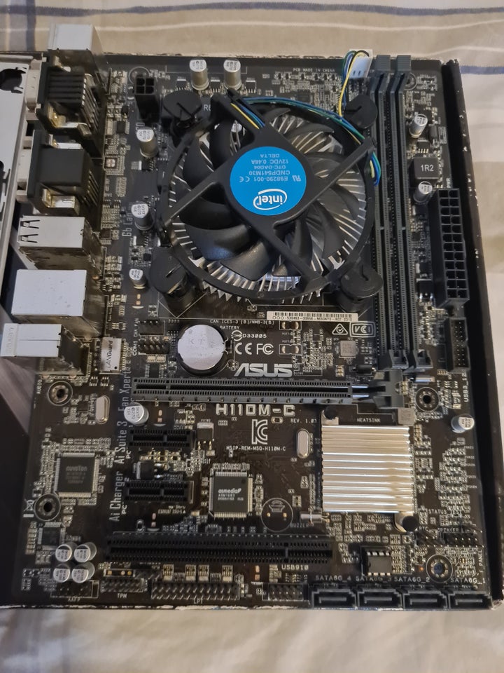 i3-6100T og ASUS H110 ASUS Core