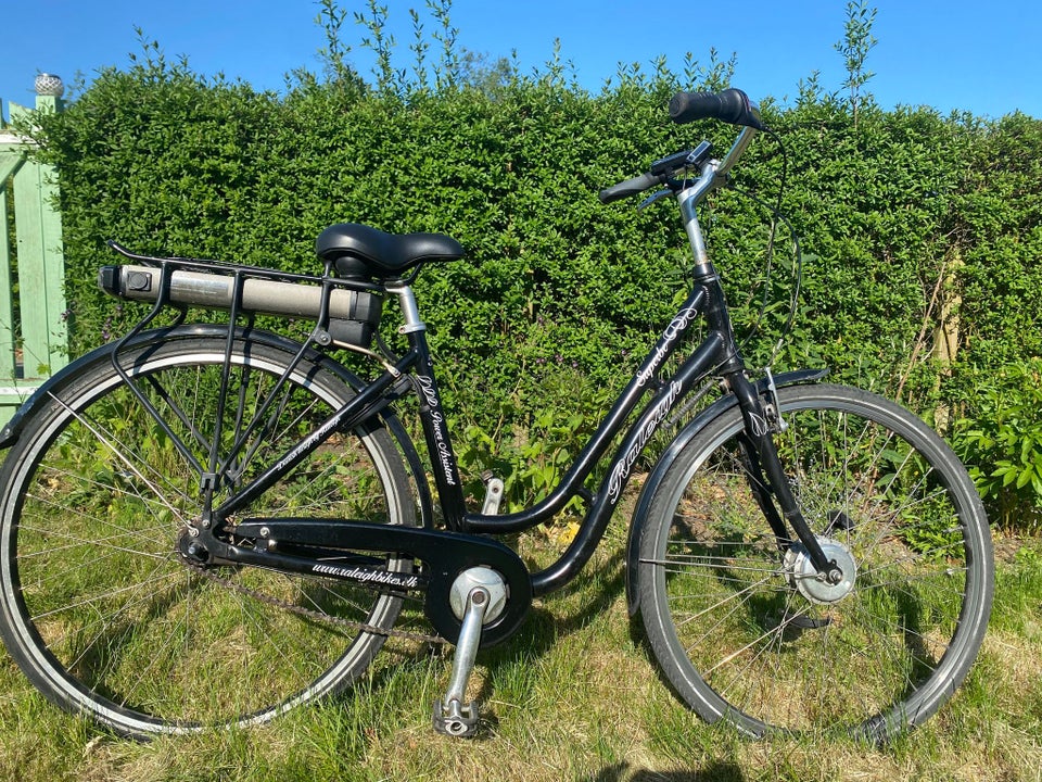 Damecykel Raleigh Superbe