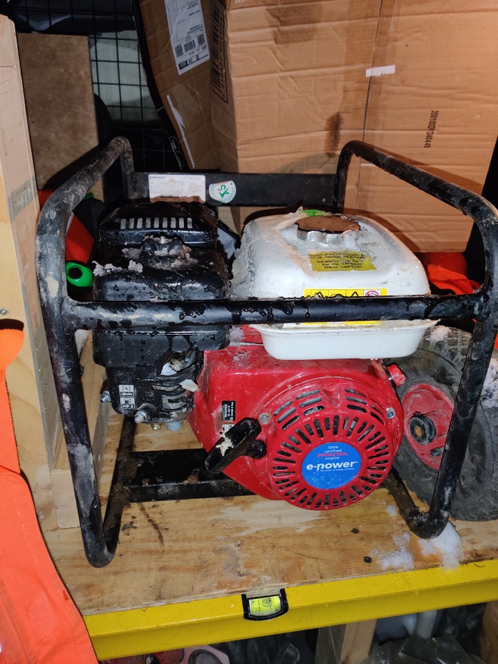 Honda EP3300 generator, Honda